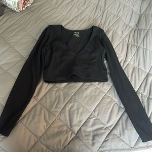 Cropped long sleeve top